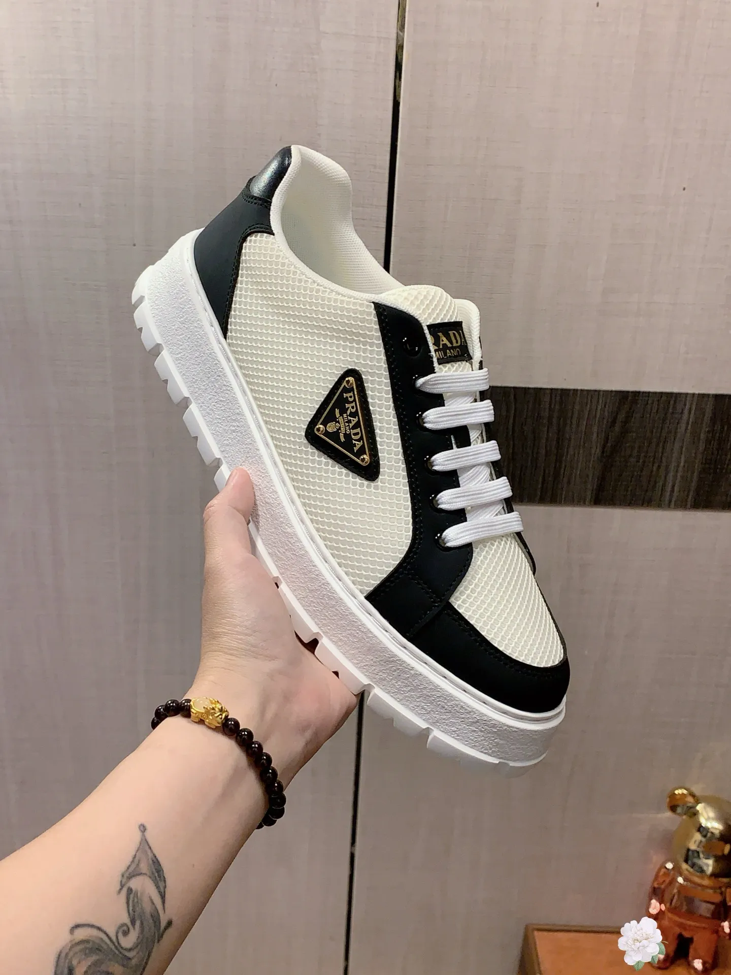 Men's Men's Shoes💰442💰💰🎩🎩[Lightning][Lightning] "PRADA*" The latest and most popular casual shoes, top brand [seduce] luxury ~ purchasing agency, top quality ~. [Strong] The upper is made of imported breathable and polished cowhide material ➕ Breathable sheepskin feet (•) with fine workmanship. Original stylish and stylish soft rubber wear-resistant and non-slip outsole, light and comfortable on the feet, the real thing looks better when photographed, 305: code: 38-44, 3️⃣ colors selected
